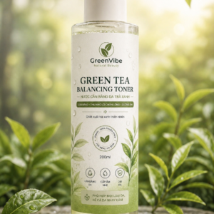 Nước cân bằng Green Tea Balancing Toner GreenVibe chiết xuất trà xanh tự nhiên giúp dưỡng ẩm và cân bằng da.